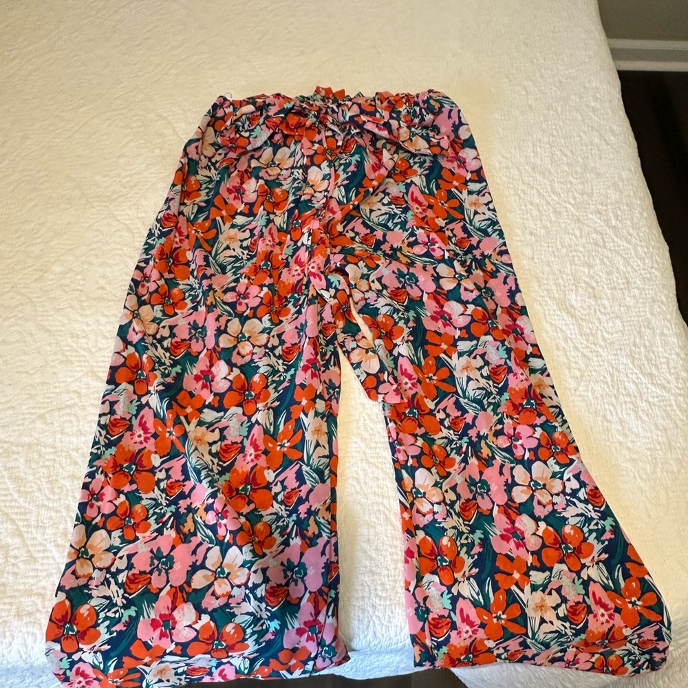 Women’s SHEIN floral pants size M
